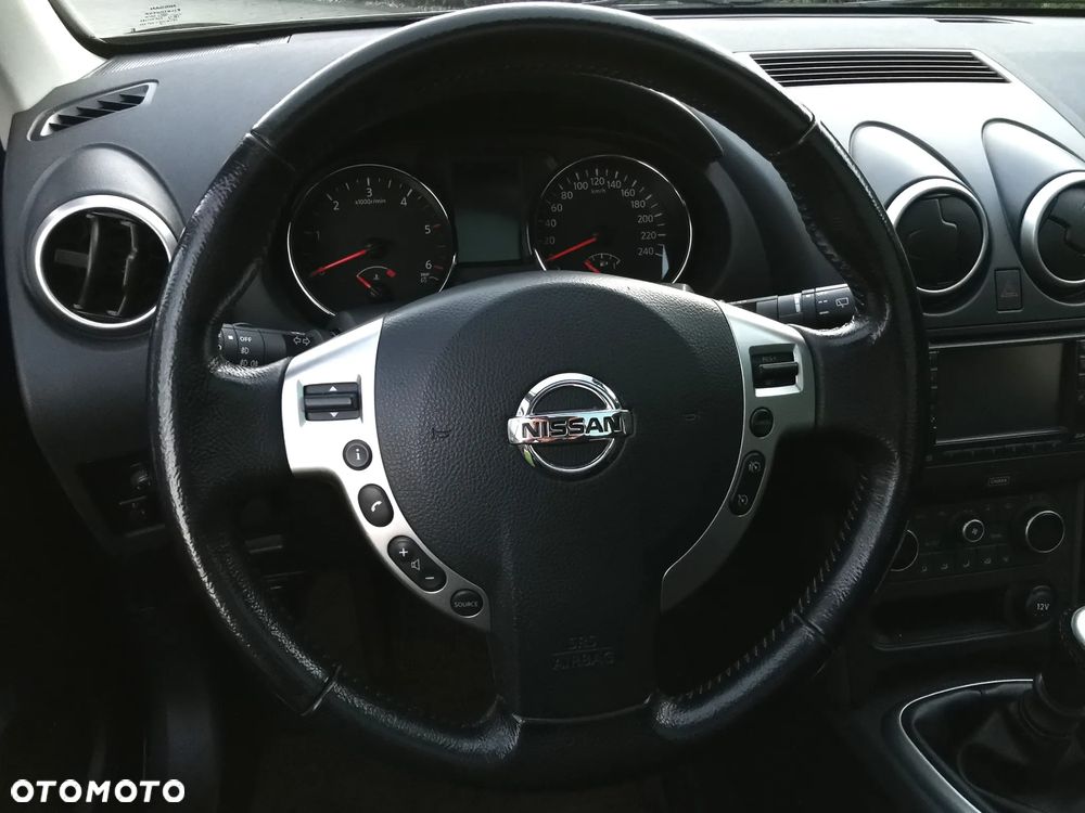 Nissan Qashqai 1.6 dCi 4x4 360 S&S - 33