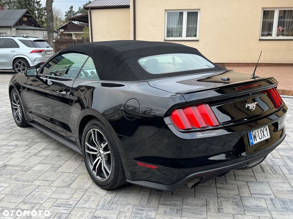 Ford Mustang Cabrio 2.3 Eco Boost - 16