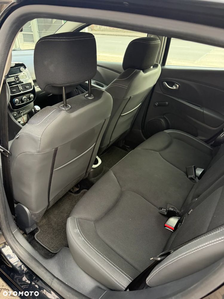 Renault Clio 1.2 16V Alize - 9