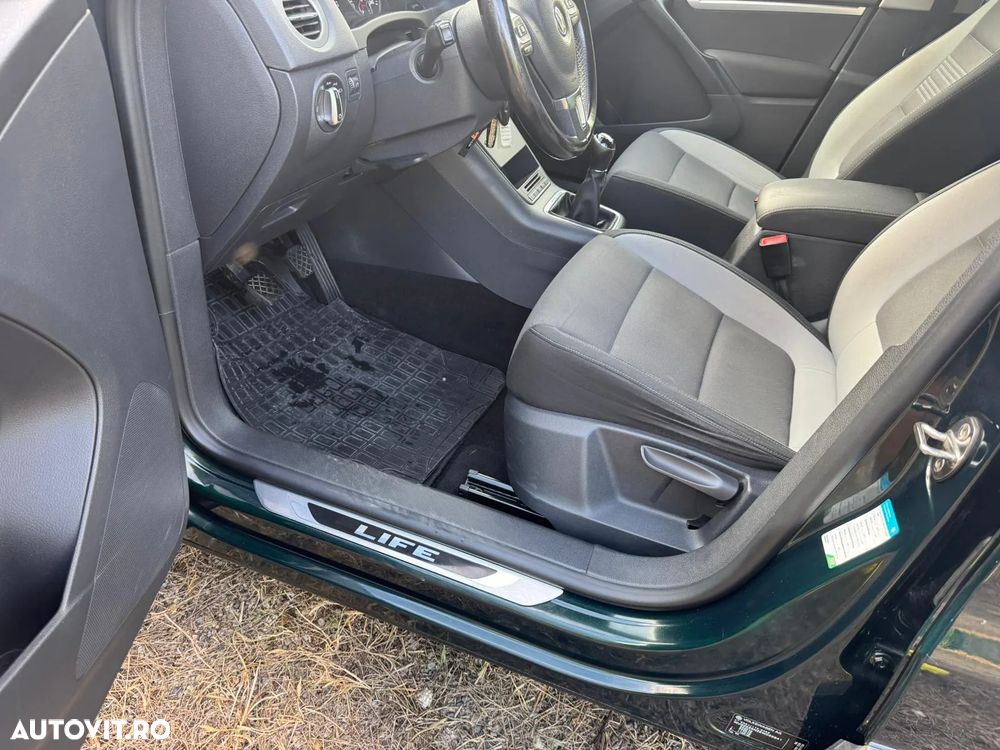 Volkswagen Tiguan - 10