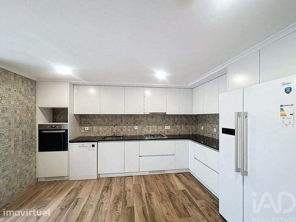 Casa / Villa T3 em Encarnação de 164,00 m2 - Grande imagem: 3/30