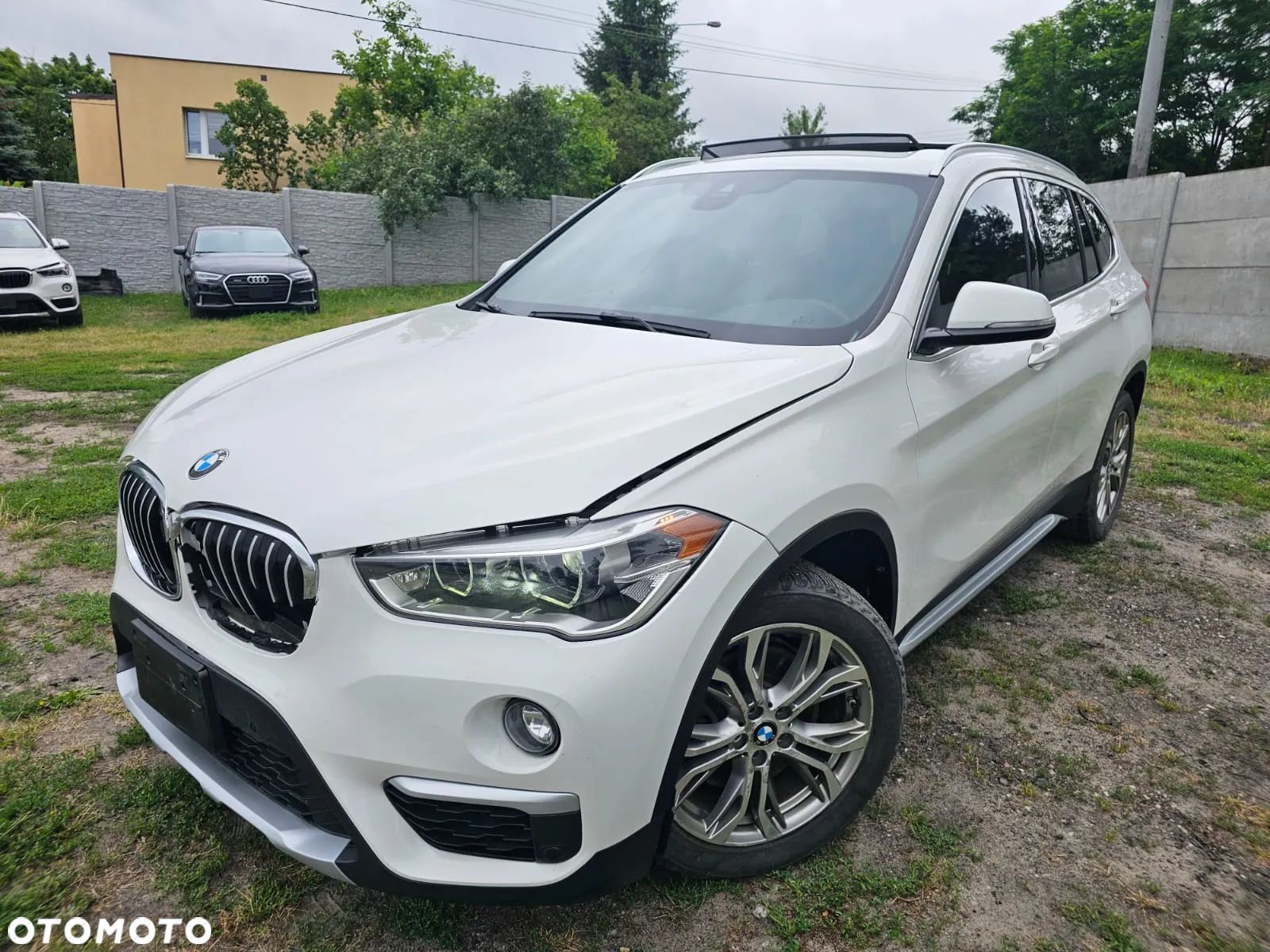 BMW X1 - 1