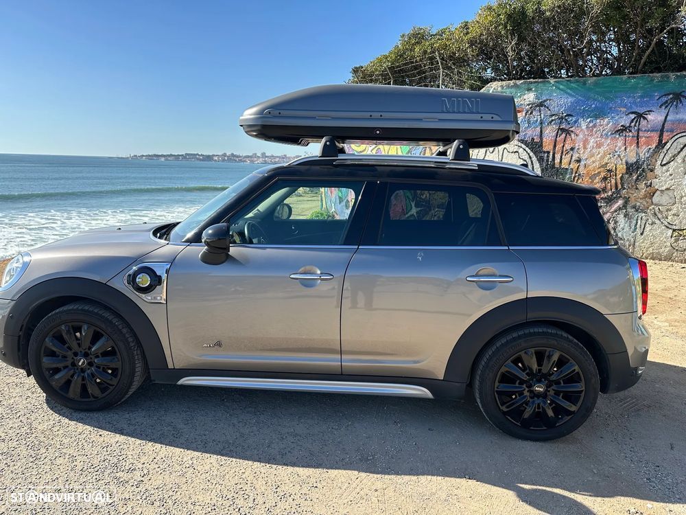 MINI Countryman Cooper SE ALL4 Auto - 1