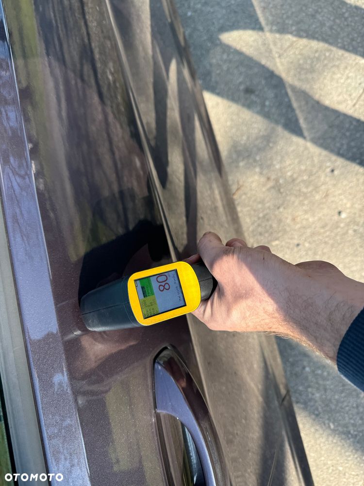 Volkswagen Golf 1.6 TDI BlueMotion Technology Lounge - 19