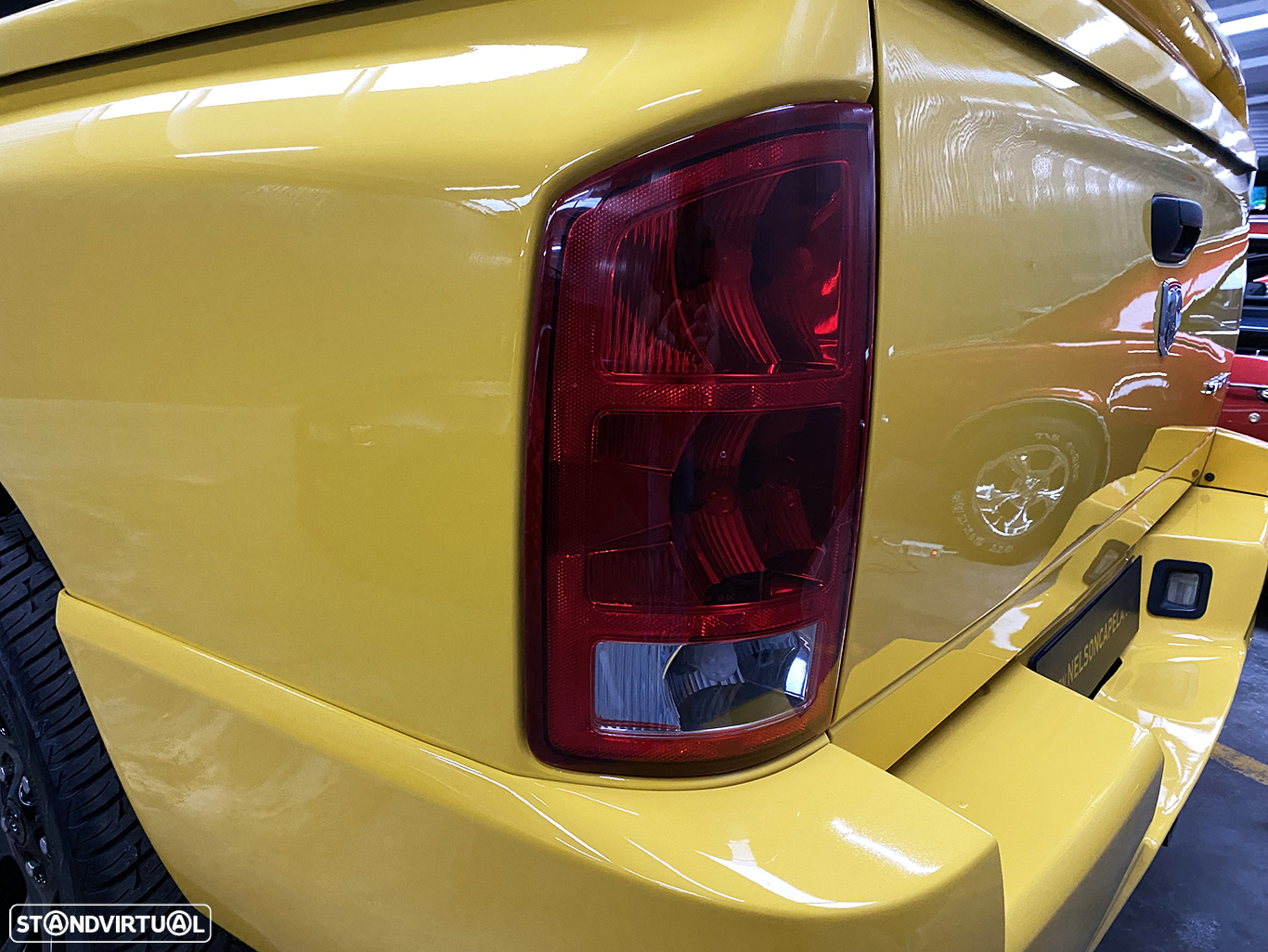 Dodge RAM SRT-10 Viper 8.3L V10 Yellow Fever Quadcab - 58