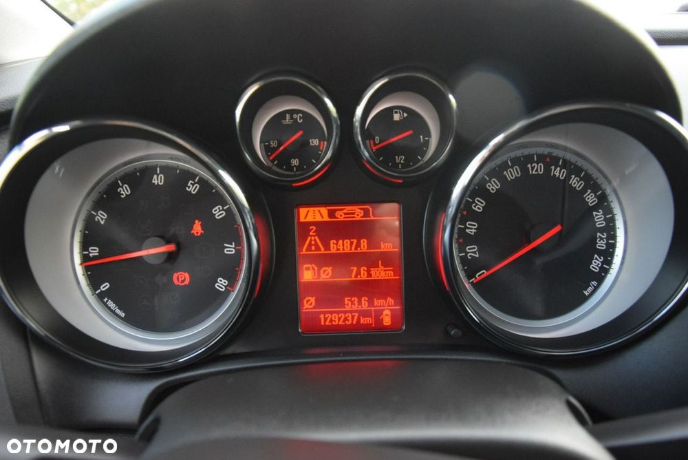 Opel Astra 1.4 Turbo Exklusiv - 37