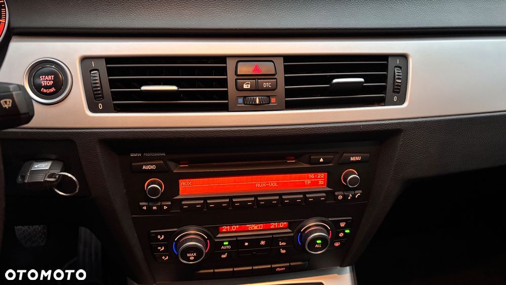BMW Seria 3 316d - 14