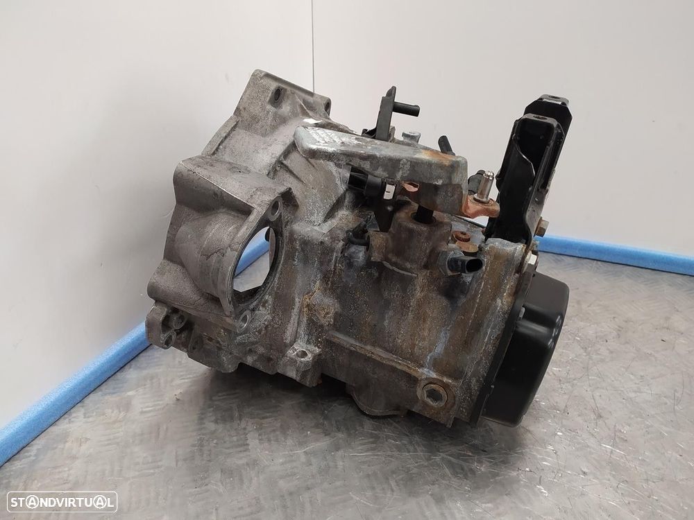 CAIXA VELOCIDADES VOLKSWAGEN POLO 2009 -KFK - 2