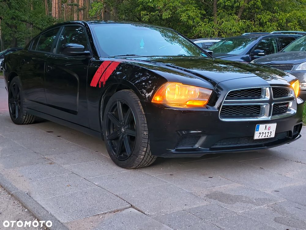 Dodge Charger - 4
