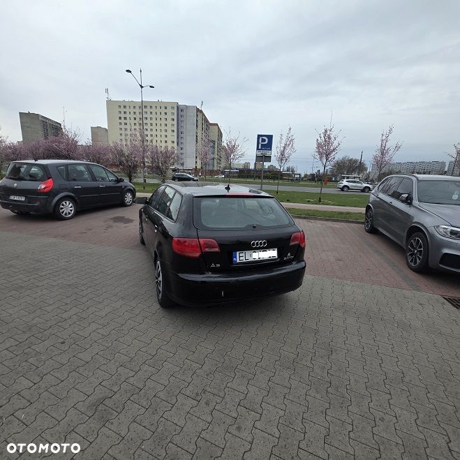 Audi A3 Sportback - 4