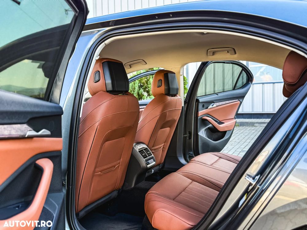 SKODA Superb 2026 — imagine 10