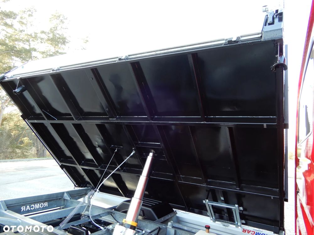 Iveco DAILY 35C16 Brygadowy Dubel Doka + Wywrotka Renomowanej Firmy RomCar Wywrot Kiper x 3 Skrzynia 3004 mm Blokada Mostu Rozstaw Osi 3750 mm HAK 3500 Stan 6-Cio Osobowy + 755 Kg Ładowność Auta Jak NOWY POLECAM - 27