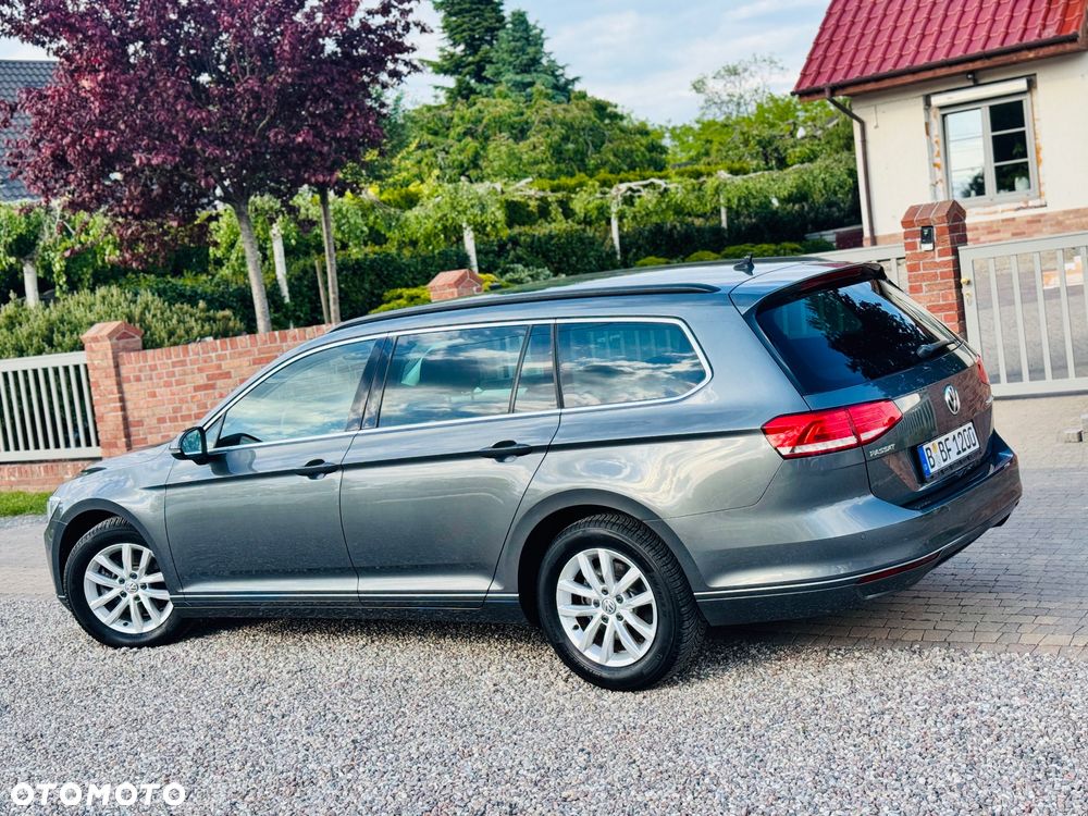 Volkswagen Passat Variant 2.0 TDI DSG (BlueMotion Technology) Comfortline - 3