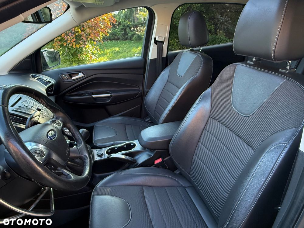 Ford Kuga - 11