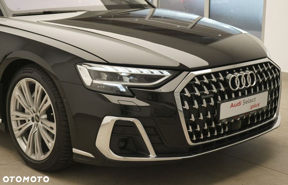 Audi A8 - 8