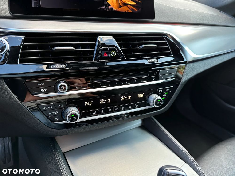 BMW Seria 5 - 17