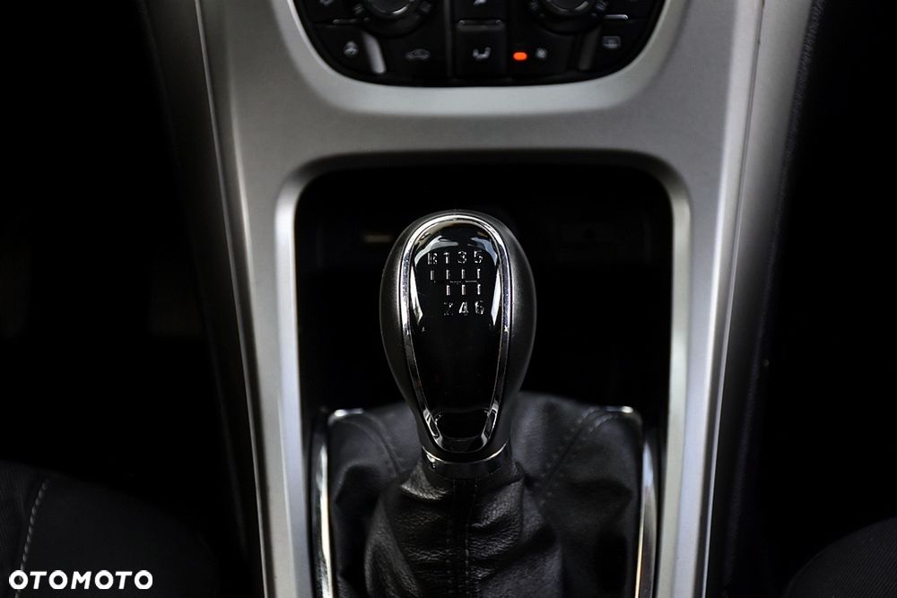 Opel Astra 1.4 Turbo Active - 25