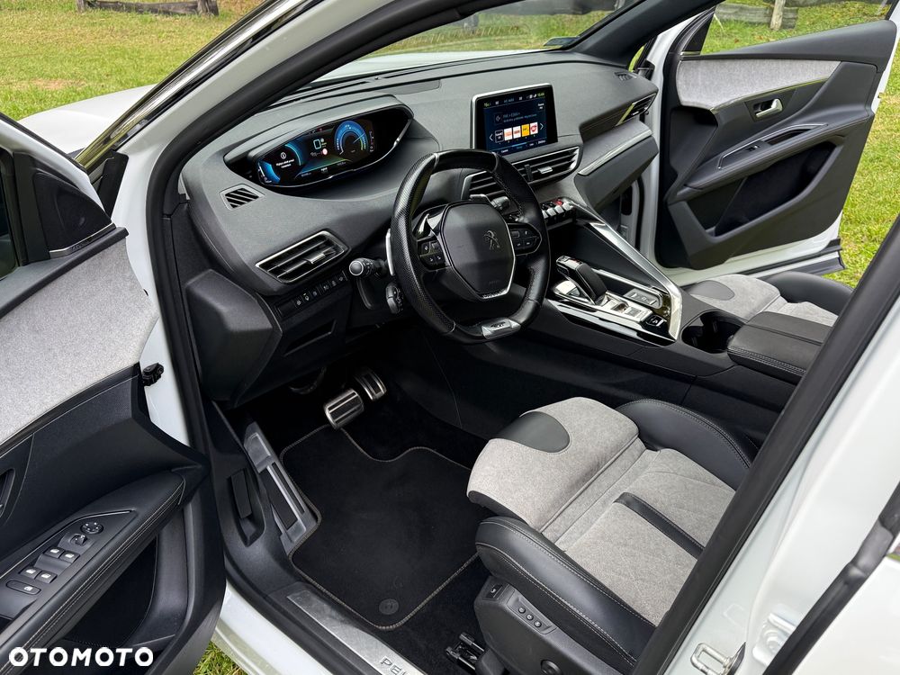 Peugeot 3008 1.6 PureTech Hybrid4 PHEV Road Trip S&S EAT8 - 9