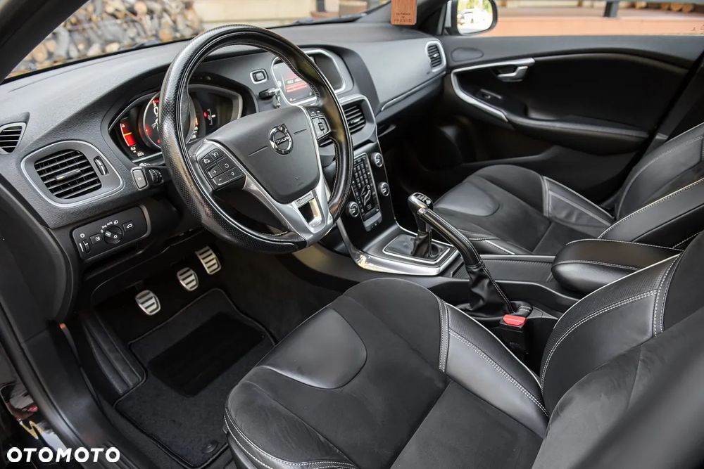 Volvo V40 D2 RDesign - 16
