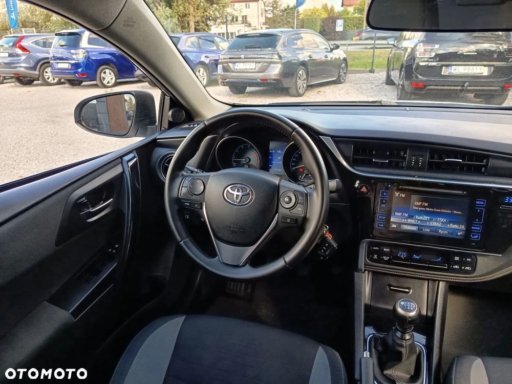 Toyota Auris 1.33 VVT-i Premium - 14