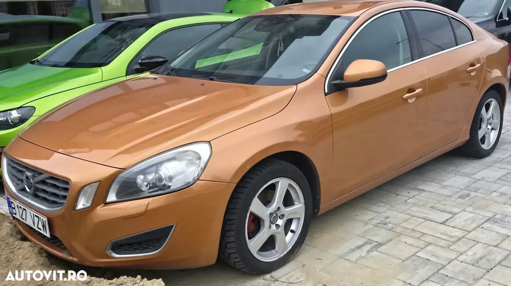Volvo S60 D3 Geartronic Kinetic - 1