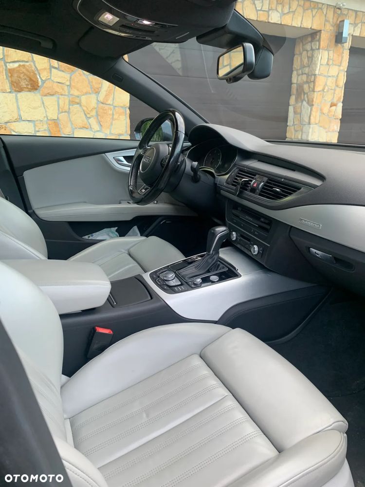 Audi A7 Sportback - 11
