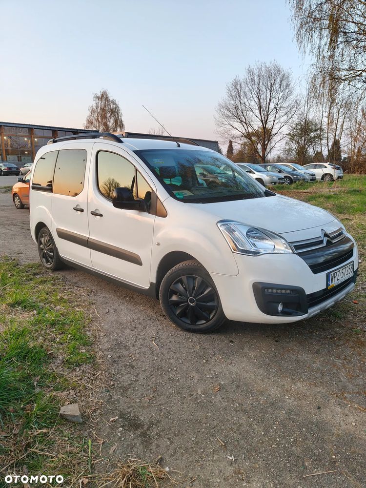 Citroën Berlingo Multispace BlueHDi 120 S&S SHINE - 3