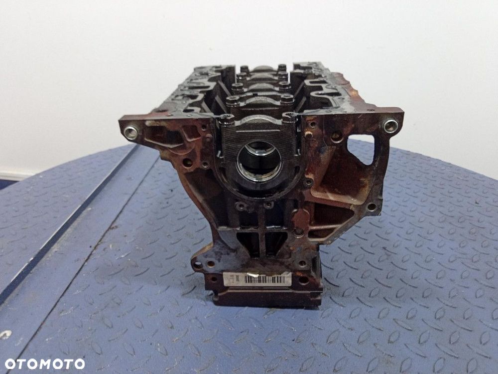 SKODA OCTAVIA III LIFT 17- 2.0 TDI 150KM DFFA BLOK SILNIKA 04L103011 - 5