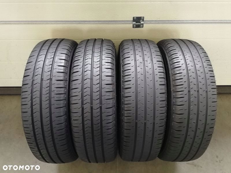 Opony letnie 225/75 R 16C Nexen Roadian CT8