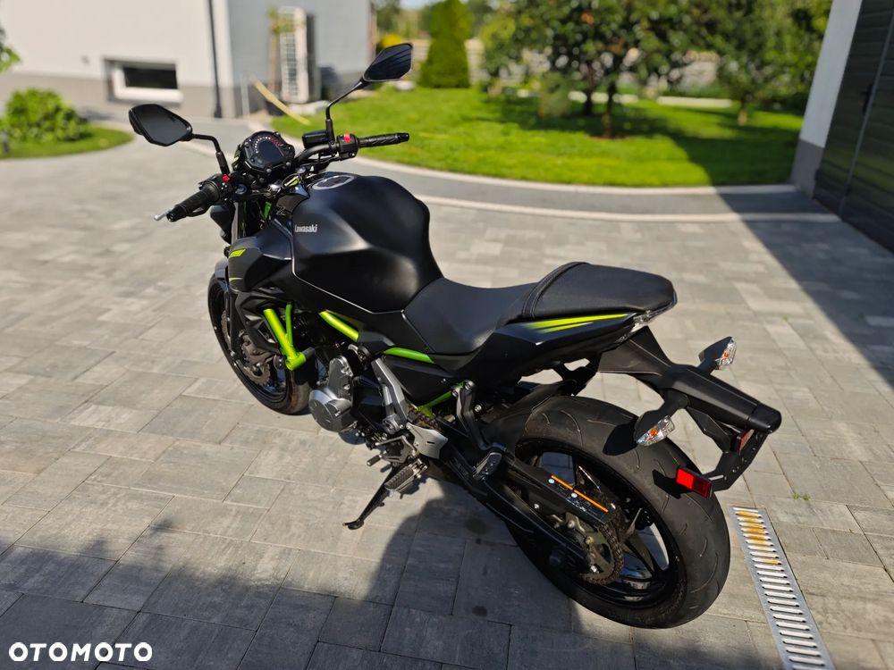 Kawasaki Z 650 - 6