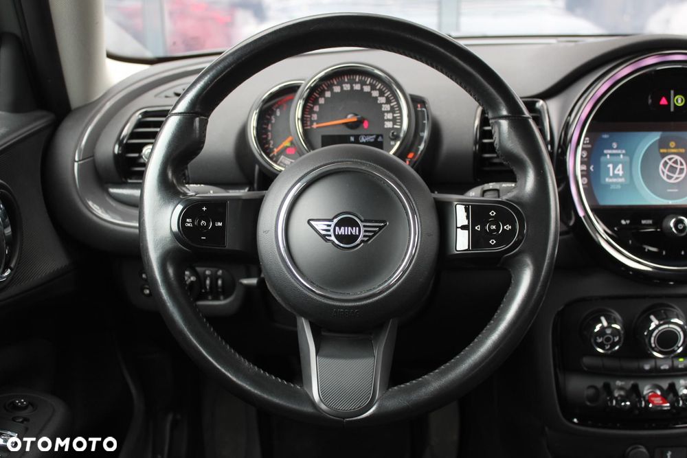 MINI Clubman - 12