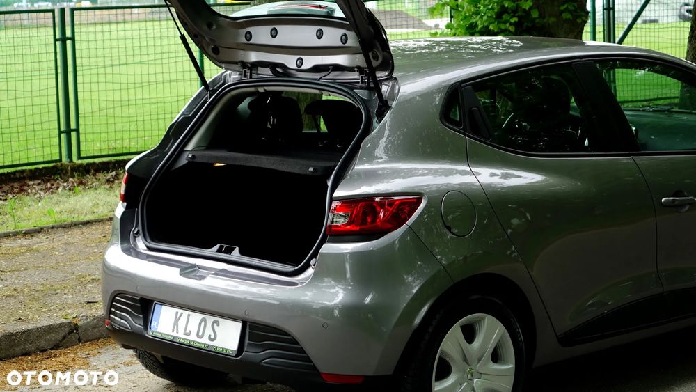 Renault Clio 1.2 16V 75 LIMITED - 34