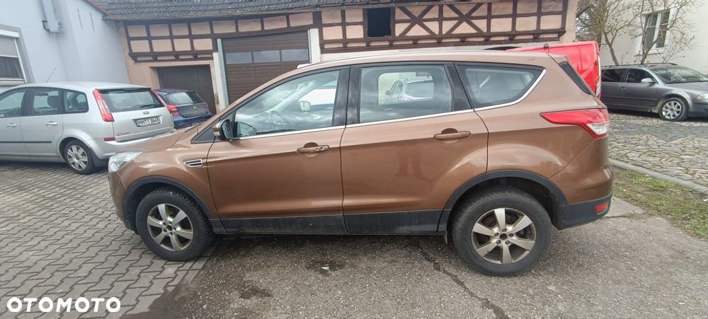 Ford Kuga 2.0 TDCi 4x4 Titanium - 2