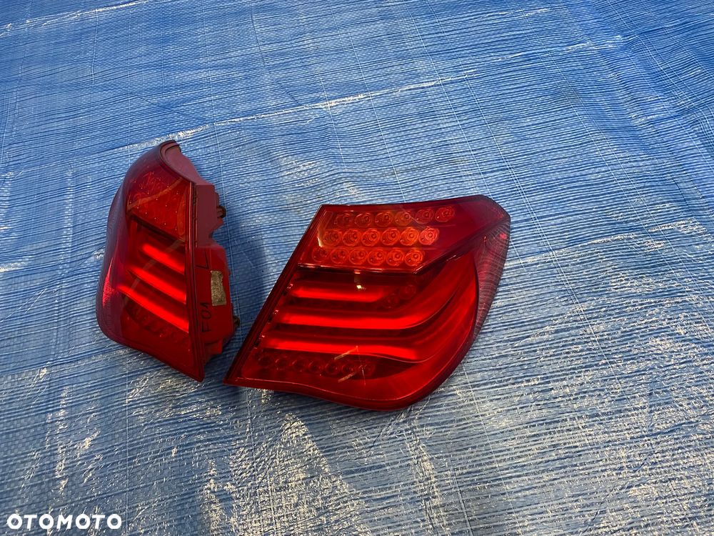 LAMPA TYŁ TYLNA W BŁOTNIK LEWA PRAWA  LEWY PRAWY BMW F01 F02 F04 7182197 7182198 EUROPA  ORYGINAŁ - 4