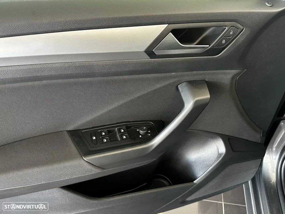 VW T-Roc 1.0 TSI Life - 10