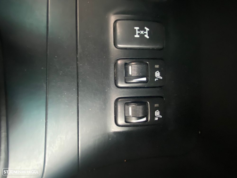 Toyota Land Cruiser 3.0 D-4D Pack A. - 17