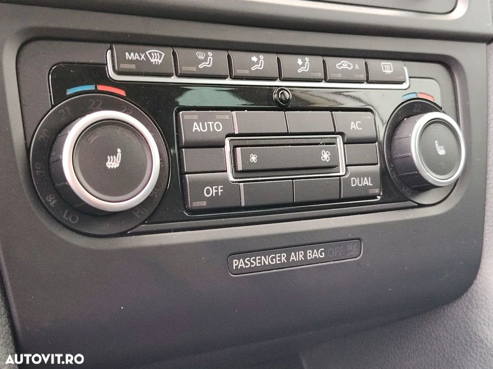 Volkswagen Golf - 24