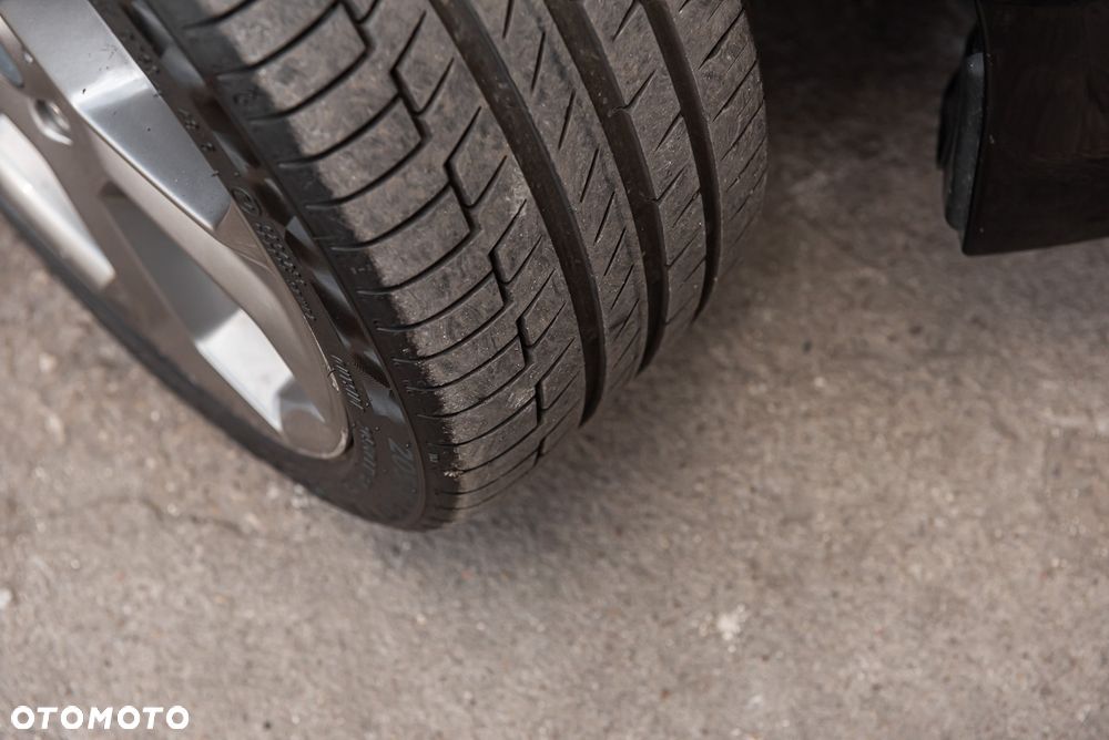 Ford Fiesta 1.0 EcoBoost STart-Stop ST-LINE - 33