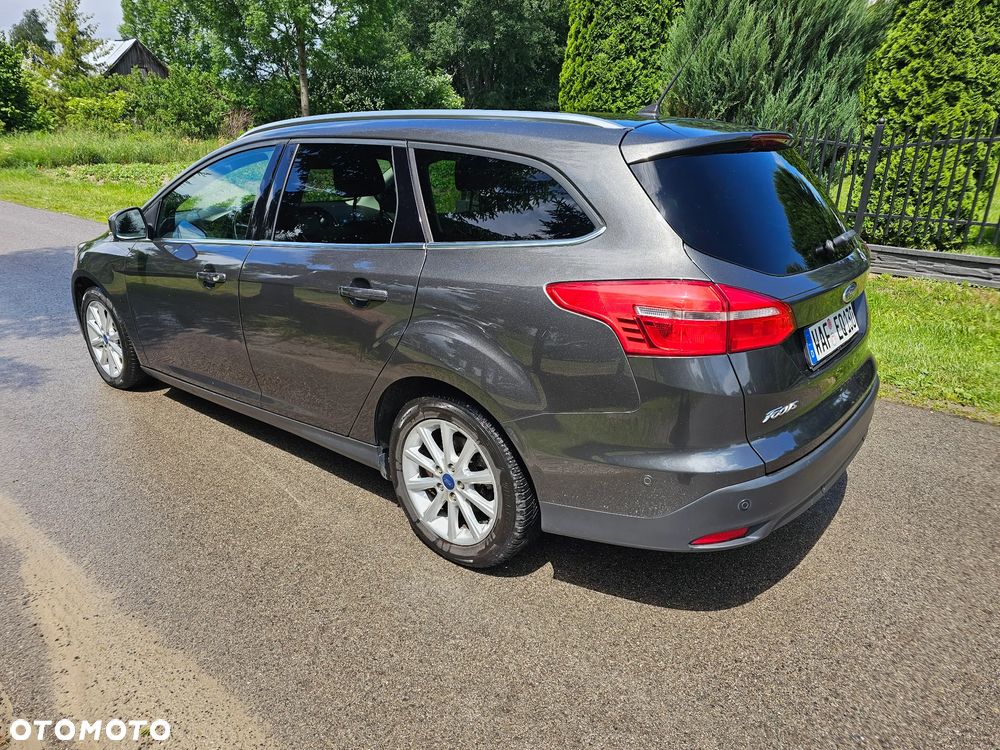 Ford Focus - 31