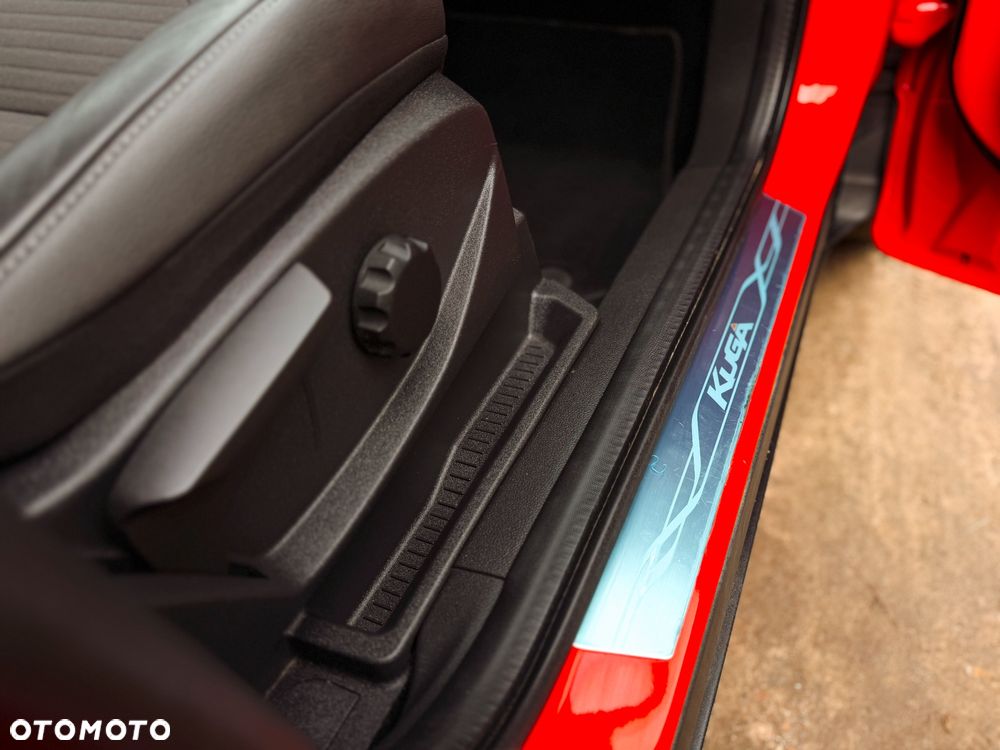 Ford Kuga 1.5 EcoBoost FWD Titanium ASS - 19