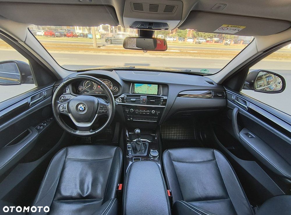 BMW X3 sDrive18d Luxury Line - 10