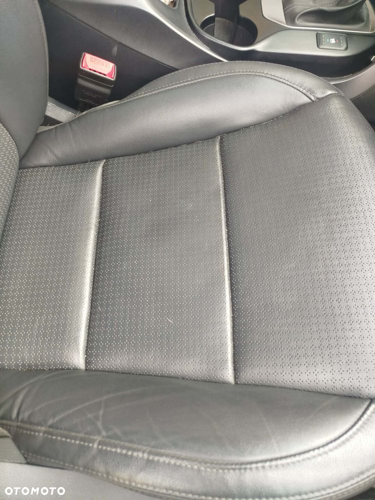 Hyundai Santa Fe 2.0 T Sport Utility - 38