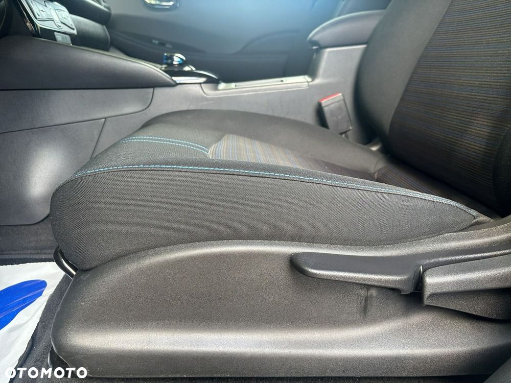 Nissan Leaf - 13