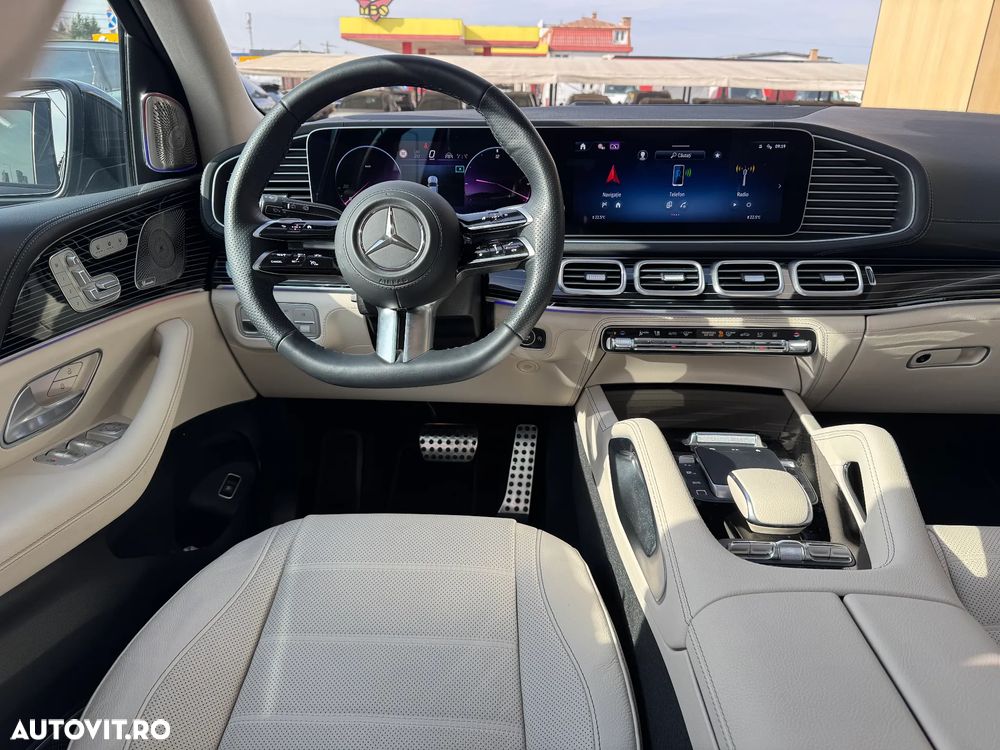 Mercedes-Benz GLS - 13