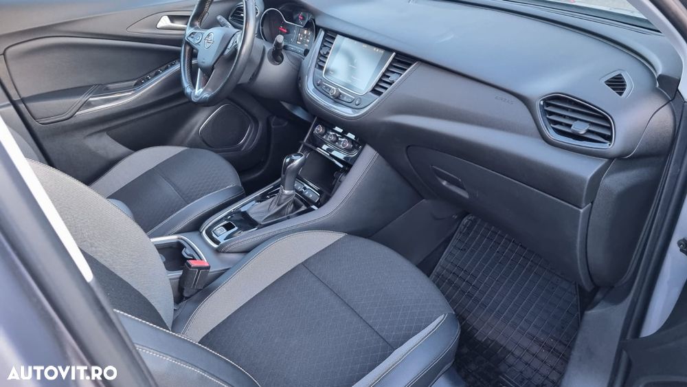 Opel Grandland X 1.6 START/STOP Innovation Aut. - 26