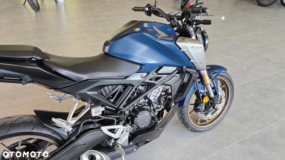 Honda CB - 23