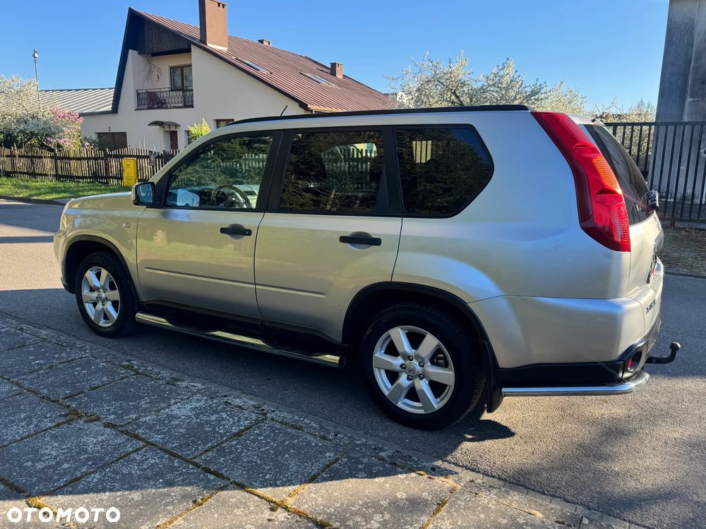 Nissan X-Trail 2.0 dCi 4x4 DPF XE - 9