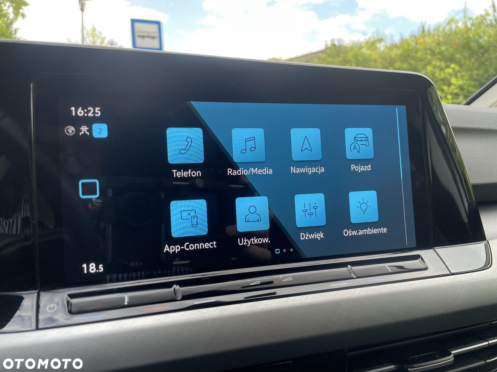 Volkswagen Golf VIII 2.0 TDI Life - 28