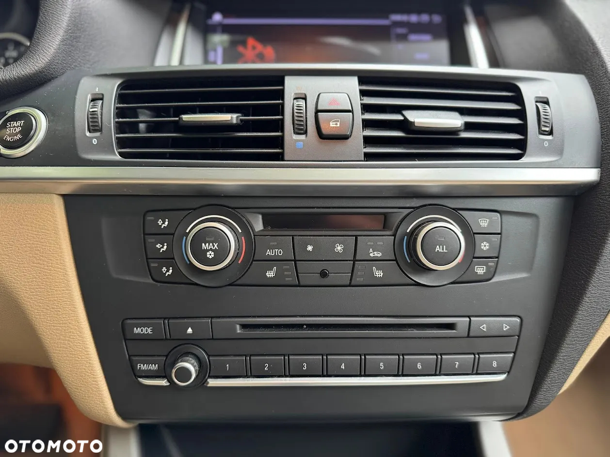 BMW X3 xDrive28i - 17