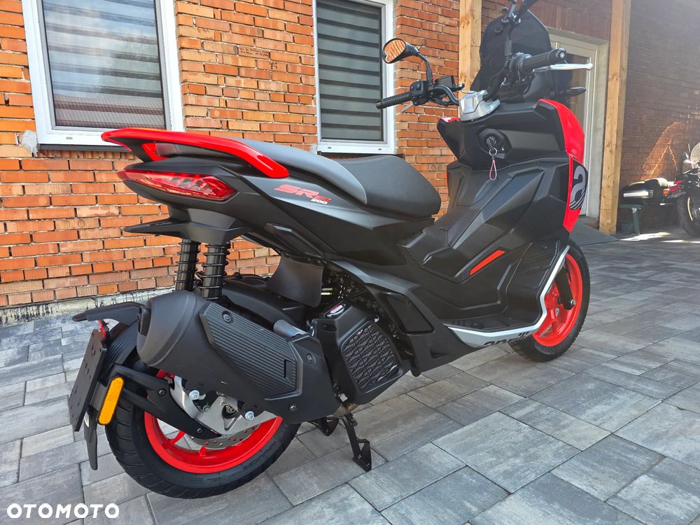 Aprilia SR - 8